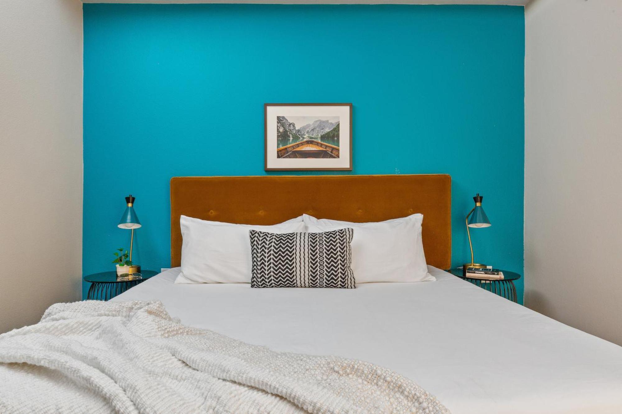 Kasa Union Station Denver Room photo